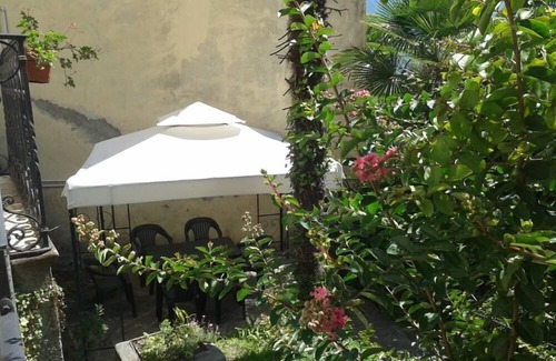 San Siro House | Villa San Siro typical noble residence directly on Lake Como