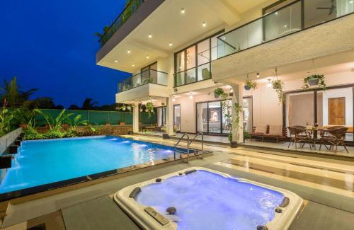 Alibaug Villa | Villa Sereno by StayVista - An elegant and entertaining retreat featuring a swimming pool, outdoor jacuzzi, modern interiors, and a snooker table