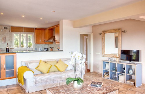 Tamariu Villa | Villa 'Simone' with Sea View, Private Pool and Wi-Fi
