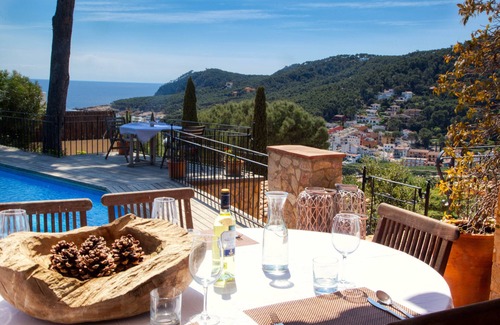 Tamariu Villa | Villa 'Simone' with Sea View, Private Pool and Wi-Fi