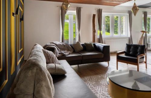 Hofsgrund House | Villa Skylodges mit 9 Wohnungen