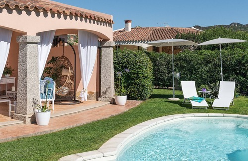 Costa Rei Villa | Villa 'Sofia' with Private Pool, Wi-Fi and Air Conditioning