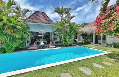 Petitenget Villa | Villa Solo Macha 4 bedrooms located in the vibrant district of Seminyak Oberoi