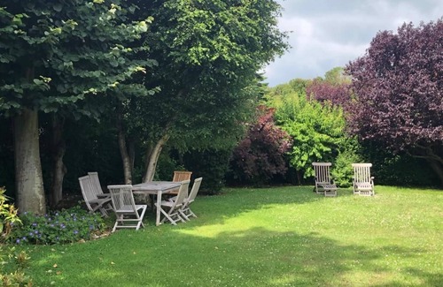Dieppe House | Villa spacieuse à Dieppe, 3 chambres, 3 salle de bains, jardin fleuri