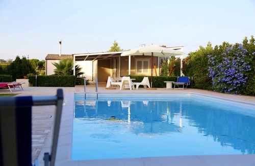 Ragusa House | Villa surrounded by gardens and swimming pool, maximum relaxation, pets allowed