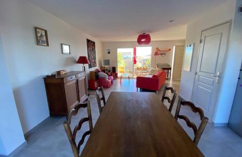 Leucate Villa | Villa T4 à Leucate avec Piscine, 7 pers, WIFI, Terrasse, Proche Plage et Commerces - FR-1-81-578