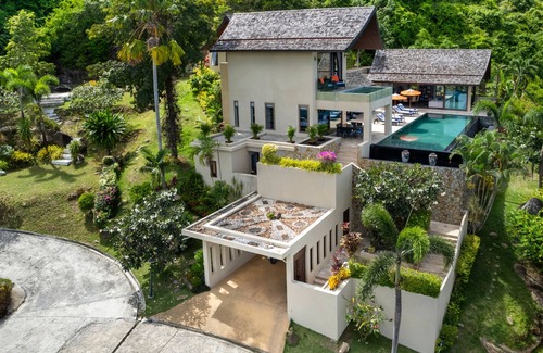 Bophut Villa | Villa Tiga: 2 Bed Cliffside Seaview Oasis