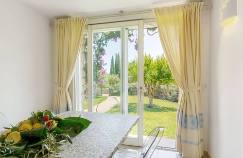 Castiadas Villa | VILLA ULIVO with pool and private garden, just 500 meters from the sea