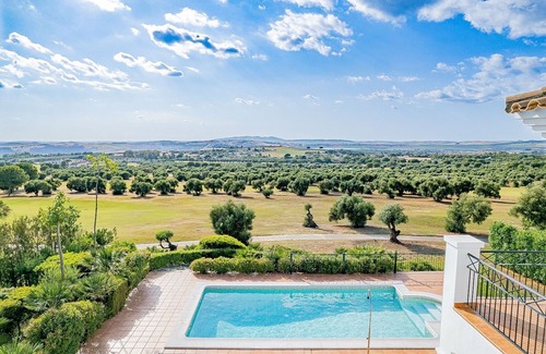 Jedula Villa | Villa Vacaciones LUZ with fantastic views, directly on the golf course, in the middle of nature