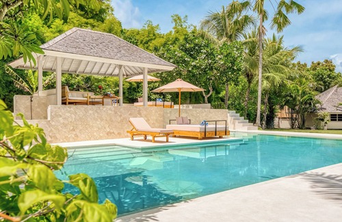 Petitenget Villa | Villa Venice - 2000m2 Garden, right behind beach
