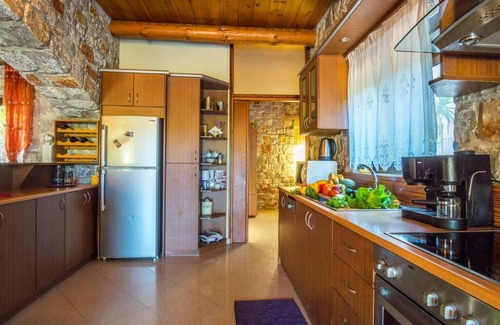 Agia Villa | Villa Vicina - In Platanias and 4min by the beach