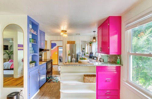 Westerly Heights Villa | Villa Villa Coola – Retro Tiki-inspired zen retreat w/Huge Private Yard