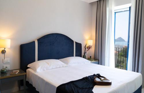 Capo d'Orlando House | Villa Vincenza Deluxe Rooms