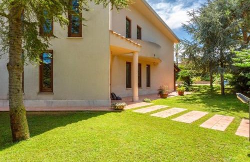 Valderice Villa | Villa Vittoria by Interhome
