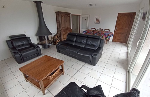Pringy Villa | Villa vue lac ,4chambres, Piscine