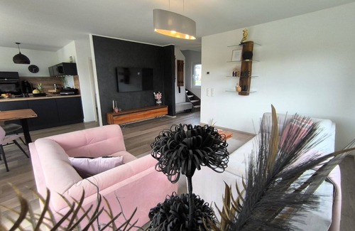 Darscheid Villa | VILLA VULKANEIFEL -modern -family-friendly -terrace -double garage