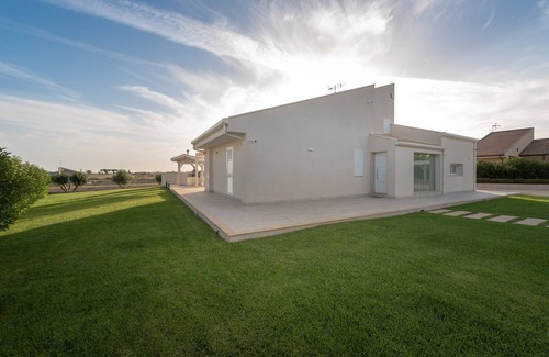 Modica Villa | Villa White