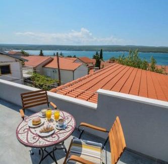 Krusevo Villa | Villa with amazing view and a private pool, Šušnjar 1