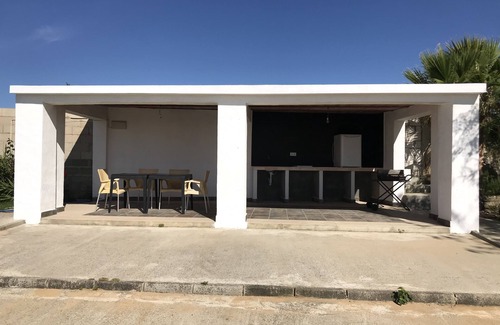 Conil de la Frontera Ski Chalet | Villa with pool, air conditioning and garden