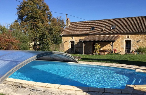 Savignac-les-Eglises Villa | Villa With Private Pool With View On Walnut Grove And Woods