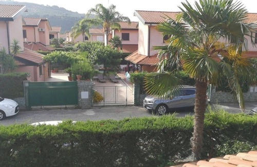 Pizzo Villa | Villa with garden - Porto Ada Pizzo -