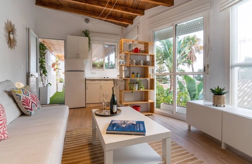 Benajarafe Villa | Villa with garden and private pool