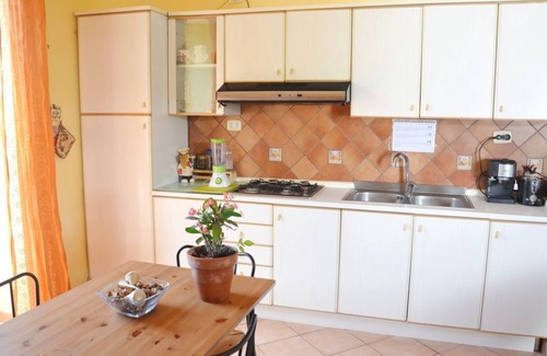 Ercolano Apartment | Villa with garden, park, Wi-Fi - Entire facility