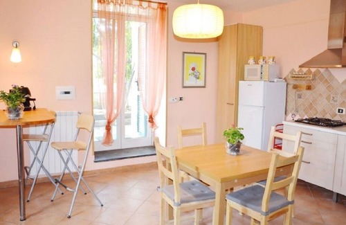 Ercolano Apartment | Villa with garden, park, Wi-Fi - Entire facility