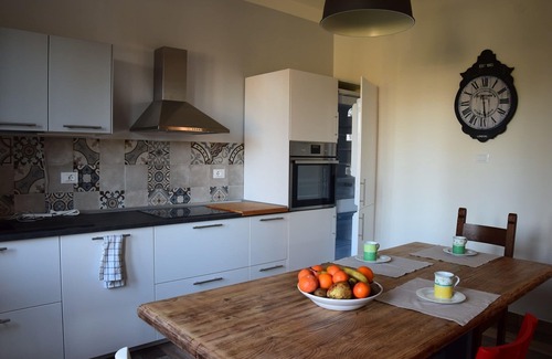 Due Carrare House | VILLA WITH GARDEN VIC. VENICE, VIEW OF VINEYARDS CASTLE NOVEMBER OFFER