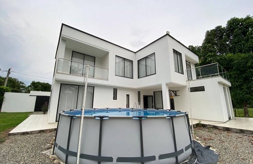 Apiay Villa | Villa with large natural spaces 10 minutes from Villavicencio.