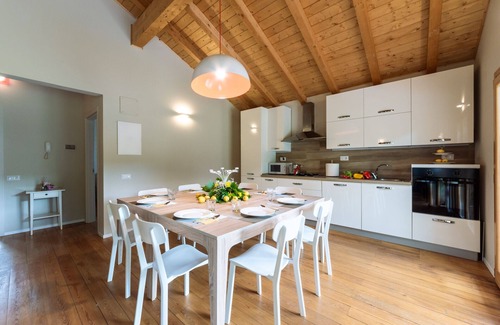 Villa Lempa Villa | Villa with large garden and swimming pool