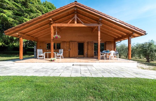 Villa Lempa Villa | Villa with large garden and swimming pool