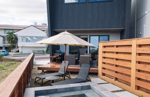 Okinawa House | Villa with ocean view terrace and openair bath P/Nanjo Okinawa