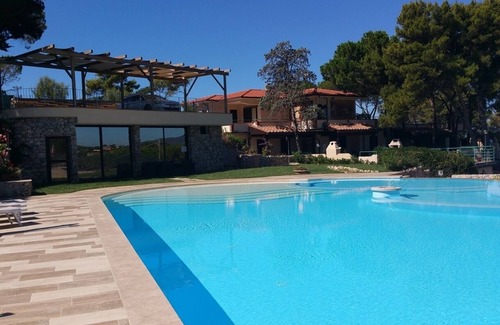 Innamorata Villa | Villa with panoramic sea view, 8-9 pax, 3 bedrooms, 2 bathrooms