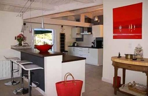 Sainte-Marie-de-Re Villa | Villa with pool and large garden, close to the sea, sleeps 10