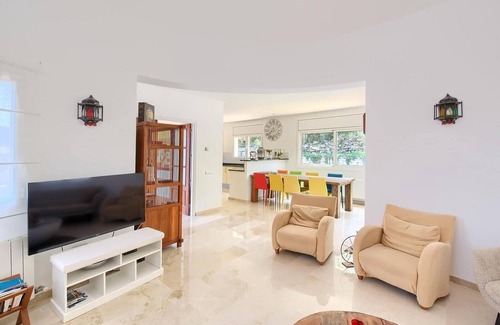Sa Riera Villa | Villa "with Pool Ac and Sea View" with Pool, Garden & Wi-Fi