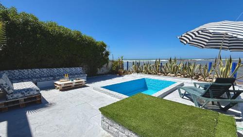 Bouznika Villa | Villa with pool and beach access