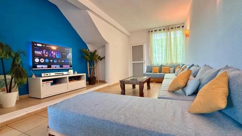 Bouznika Villa | Villa with pool and beach access