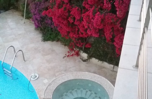 Pietrosella House | Villa with pool and jacuzzi sea view 5 minutes from the beach