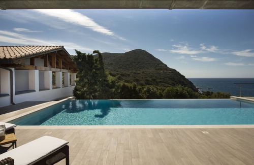 Punta Ala Villa | Villa with pool and sea access,Wi-fi,bbq,tennis court,a/c,chef