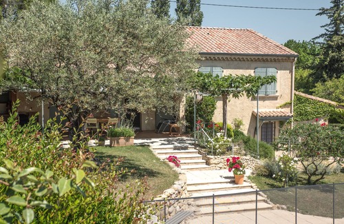 Vinsobres Villa | Villa with pool and view of the Ventoux on the edge of the village of Vinsobres