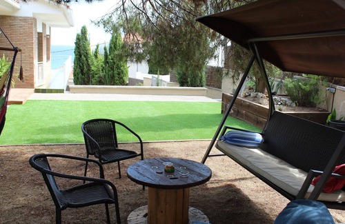 Canet de Mar Villa | VILLA WITH POOL, CLOSE TO THE BEACH, AND FANTASTIC SEA VIEWS.