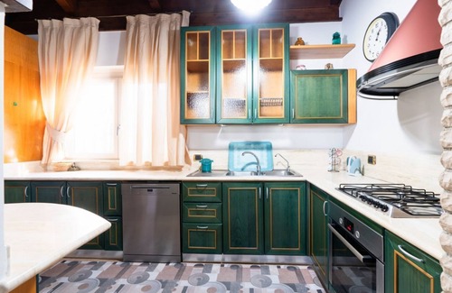 Trani Apartment | Villa with Pool & Garden - Ground floor