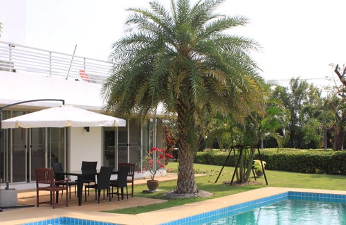 Hua Hin House | Villa with Pool in the Palm Hills Golf area.
