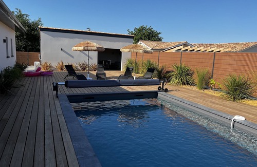 Vensac House | Villa with pool near beach Montalivet and Vensac