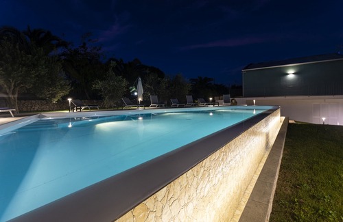 Modica Villa | Villa with pool with panoramic view on the sea and the countryside