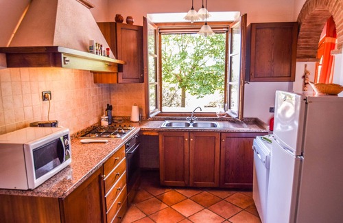 Chianciano Terme Villa | Villa with private pool, air conditioning near wineries at 3km from village