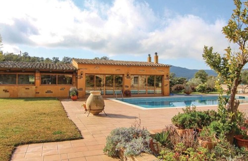 Calonge Villa | Villa with private pool and garden in Calonge