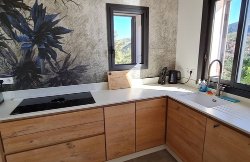 Antheor Villa | Villa with Sea View, Air Conditioning, and Pool