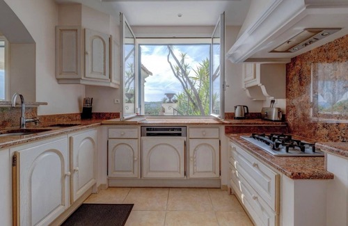 Les Arcs-sur-Argens Villa | Villa with superb panoramic view on the Maures Massif